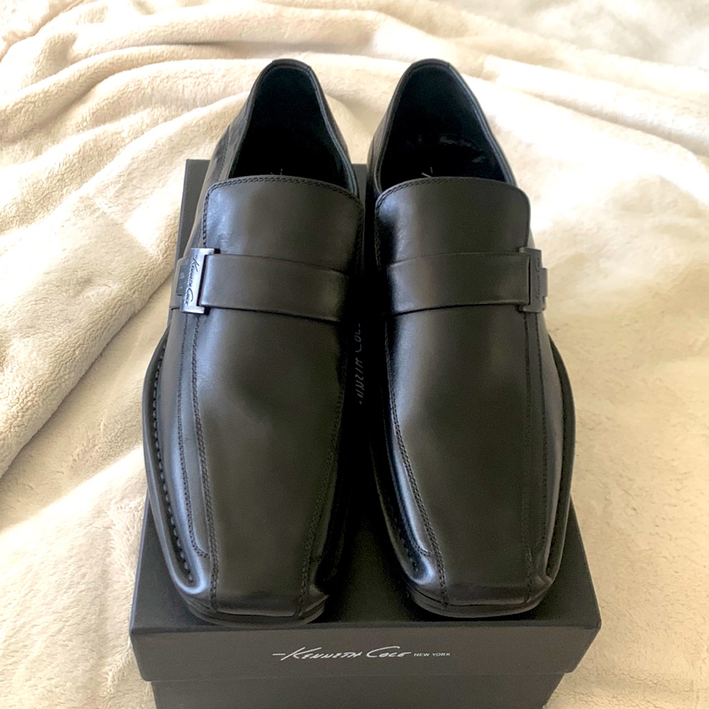 Brand New Kenneth Cole New York Mens Loafers Size 9